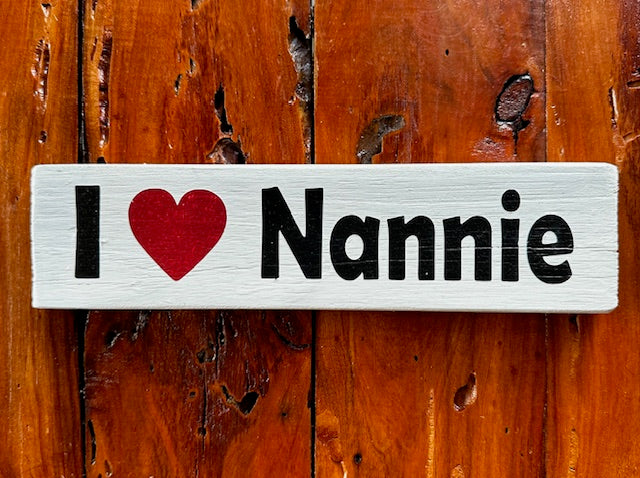 I Heart Shelf-sitter Signs